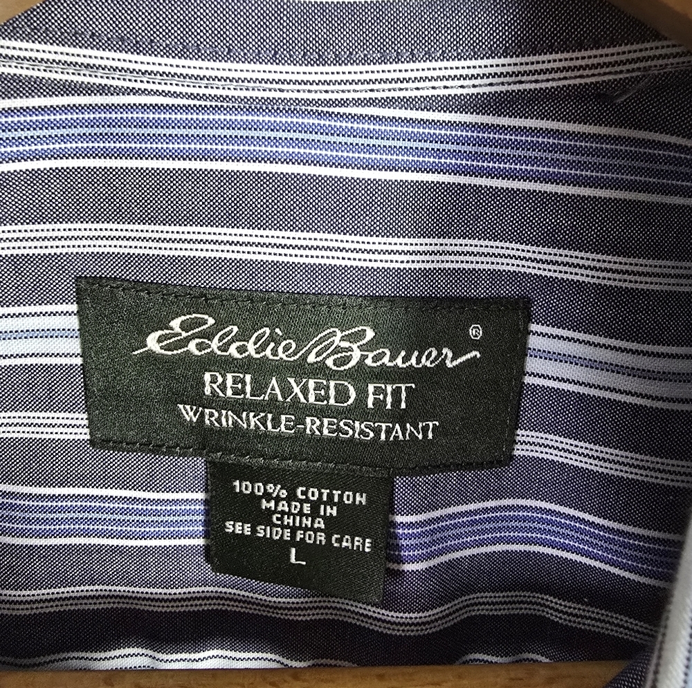 Eddie Bauer Blue Striped Button‎ Down Shortsleeve Shirt Size Large Relaxed Fit - Picture 3 of 3
